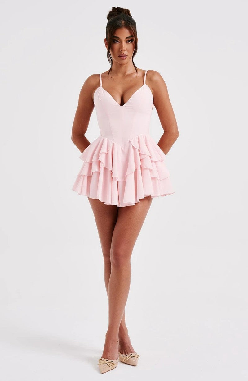 Sukienka z falbanami