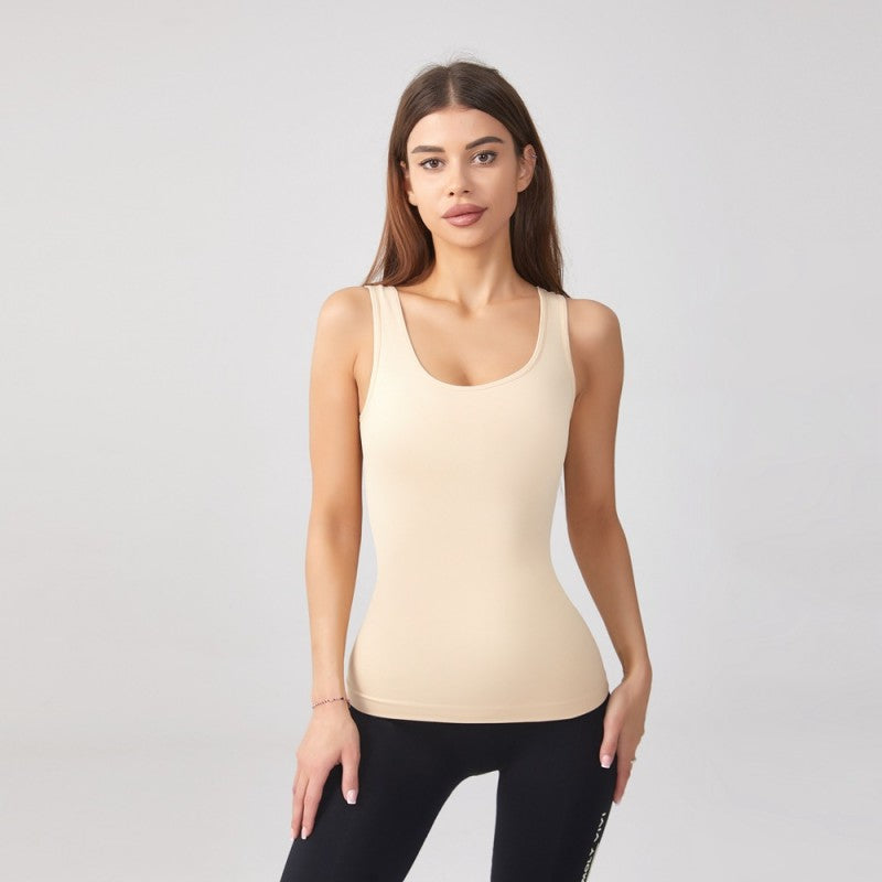 Sportsowe ubrania fitness do ciała