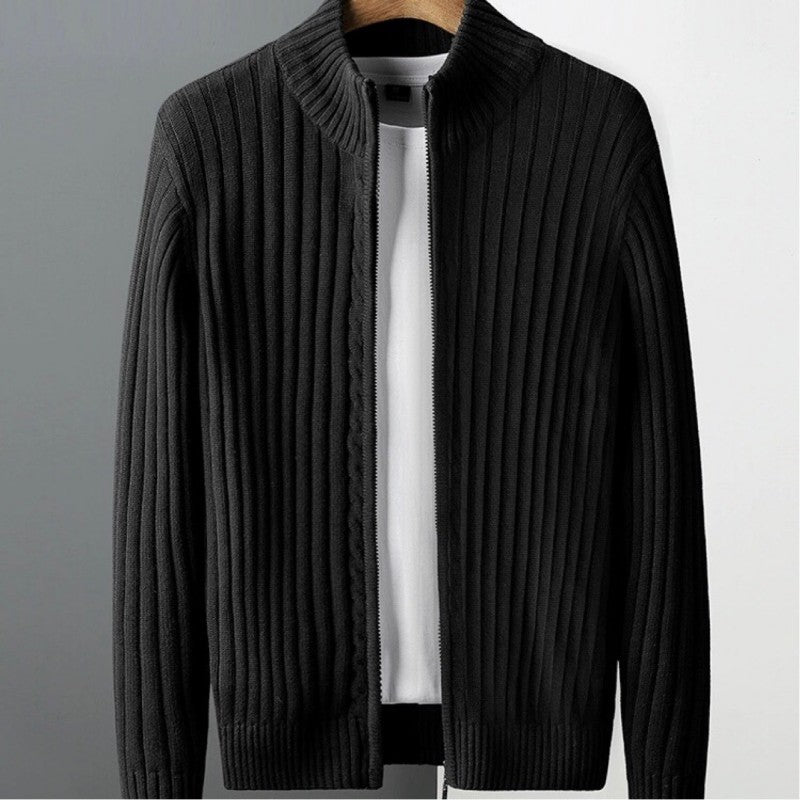 Zamek zewnętrzny swetra