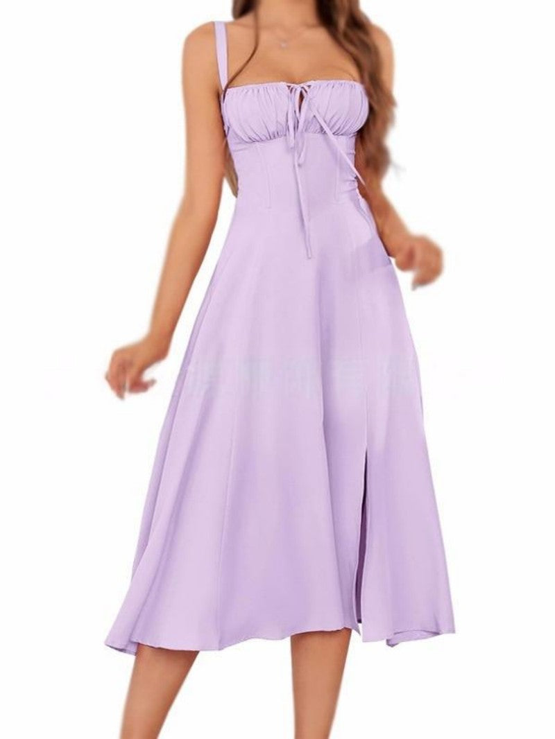 Solidna sukienka na ramiączkach z wiązaniem